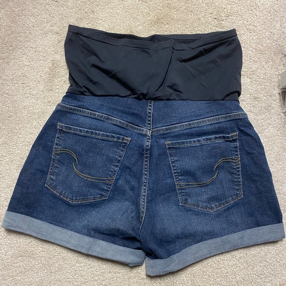 Maternity Jean shorts - Picture 2 of 4